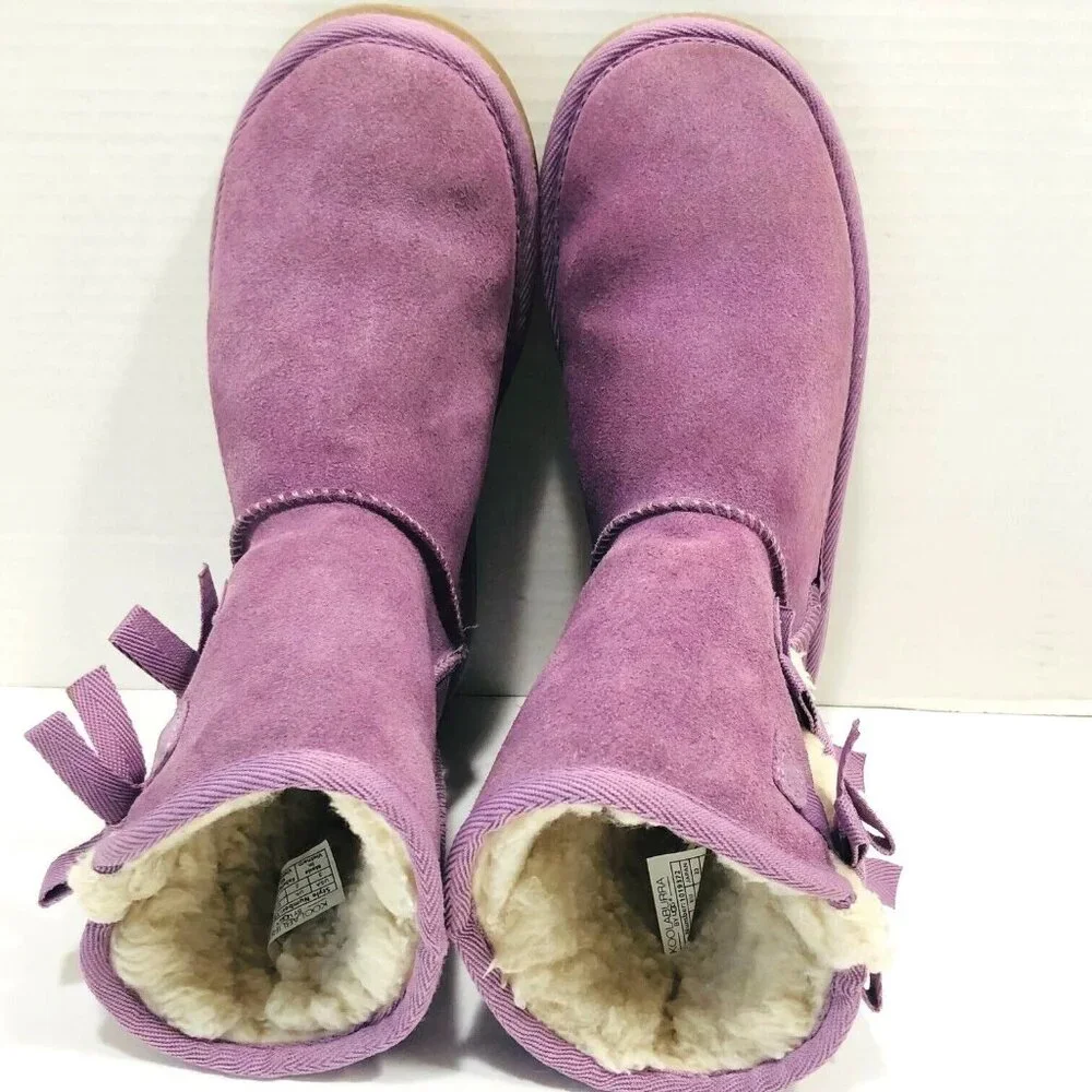 UGG Koolaburra  Suede Victoria Short Boots Girl's 3 Lavndr Suede Sheepskin Lined